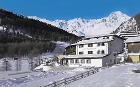 Sporthotel Kurzras  3*